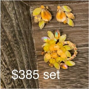 True Vintage Juliana Yellow Golden Coordinated Set Maragarita Crackle Beads E+B